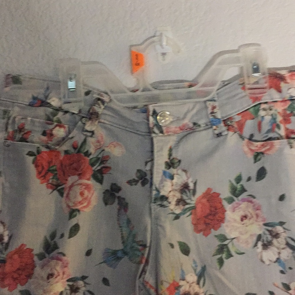Jeans - Picture 3 of 5